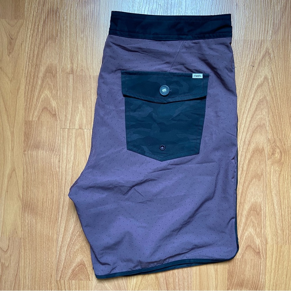 Vuori Men’s Logo Purple Drawstring Shorts Size 32 - Picture 5 of 12